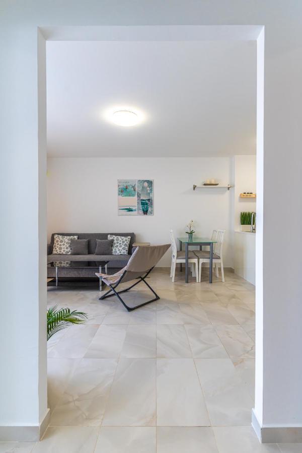 Modern 2-Bedroom Apartment With Stunning View Costa Adeje  Extérieur photo